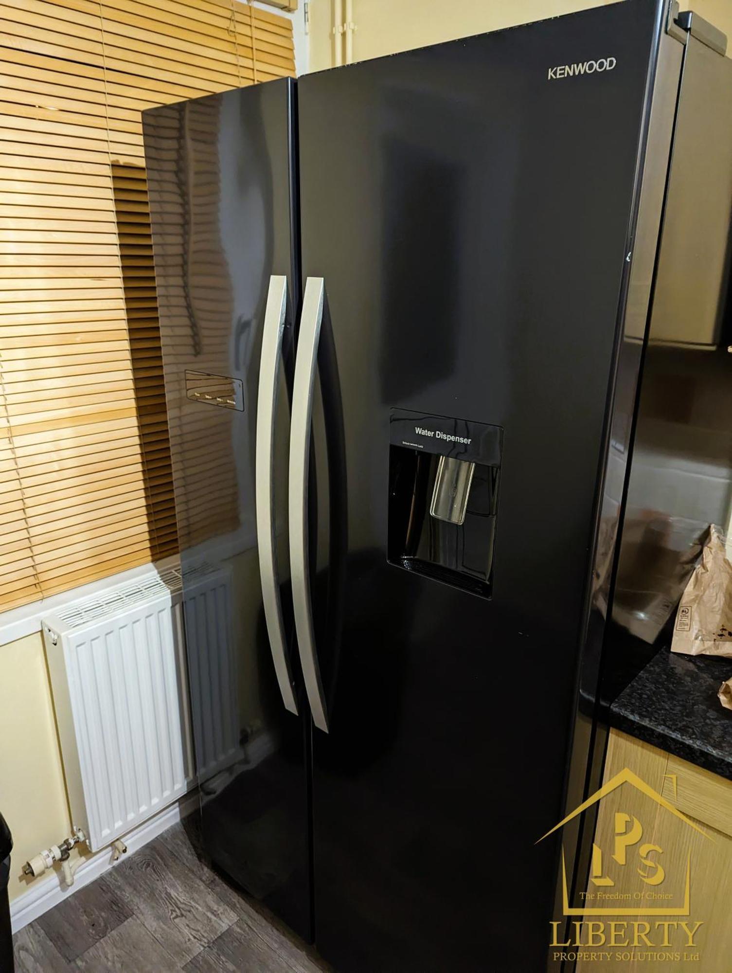 6 Guests * 4 Bedroom * Free Wi-Fi *헌팅던 외부 사진